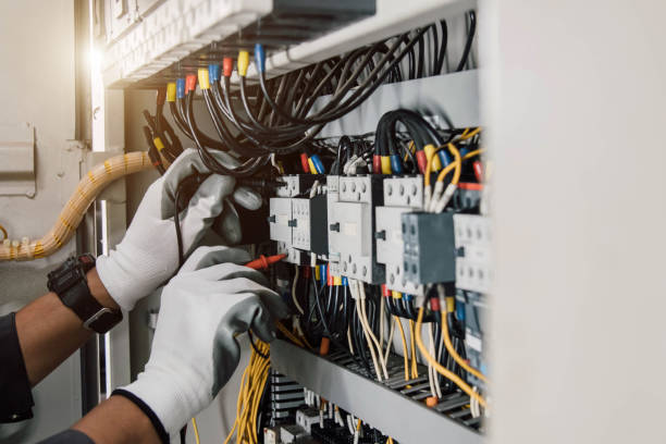 Best Licensed Electrician  in Grand Mound, WA